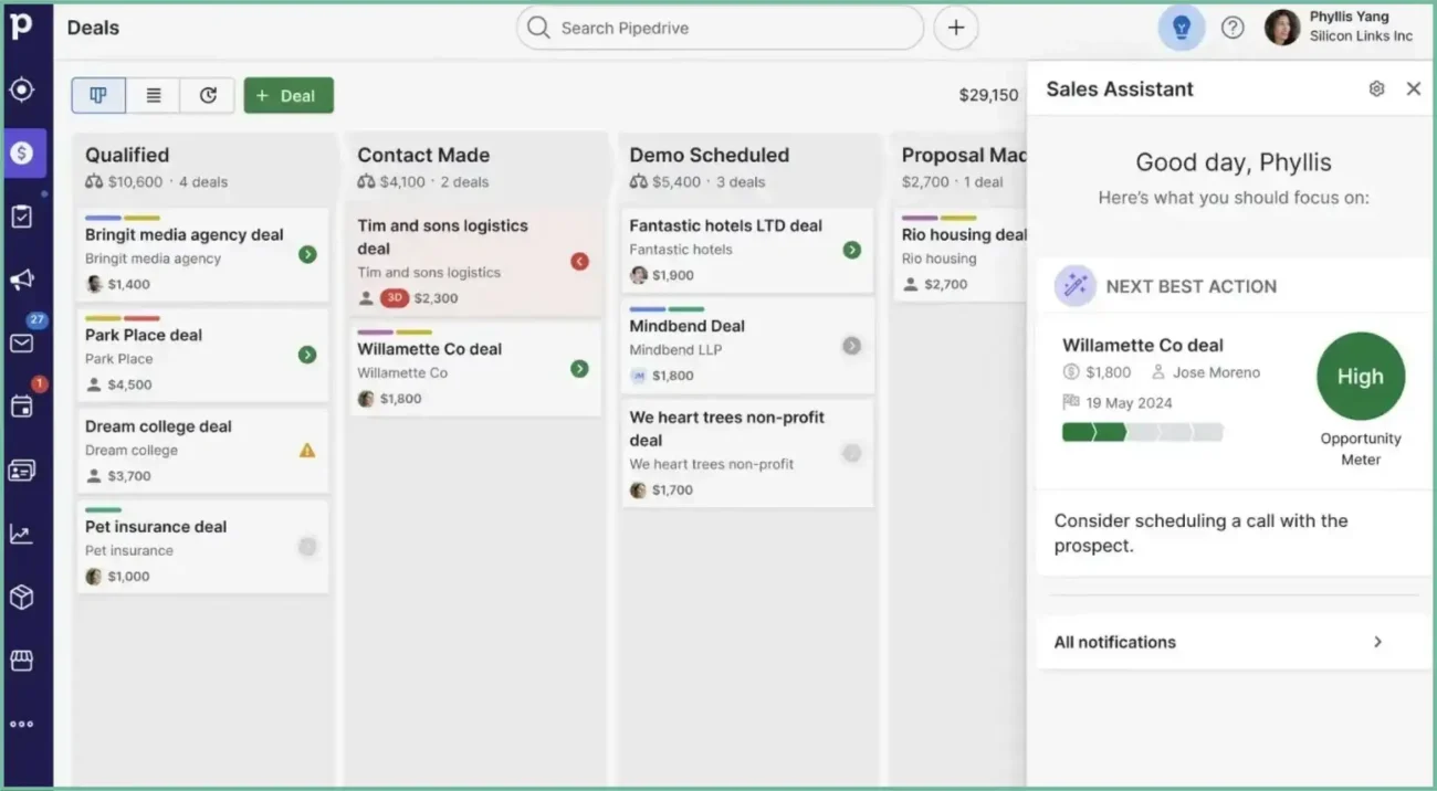 Visual sales pipeline management CRM focused on deal tracking and sales process optimization.